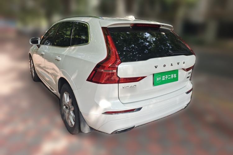 Used Volvo XC60 2020 T5 4x4 Zhiyi Luxury Edition Rear Left 45 Deg