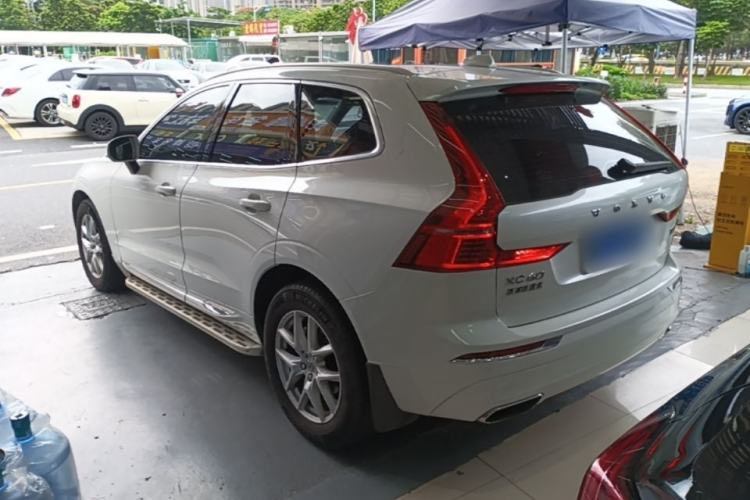 Used Volvo XC60 2020 T5 4x4 Zhiyi Luxury Edition Rear Left 45 Deg
