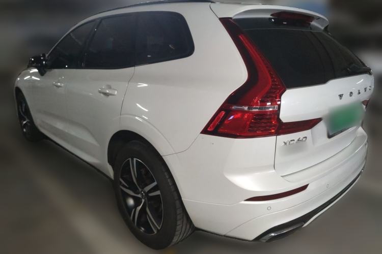 Used Volvo XC60 2020 T5 4x4 Smart & Dynamic Sport Edition Rear Left 45 Deg