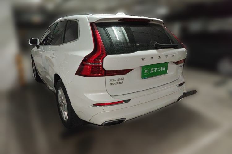 Used Volvo XC60 2020 T5 4x4 Zhiyi Luxury Edition Rear Left 45 Deg