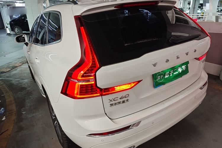 Used Volvo XC60 2020 T5 4x4 Smart Luxury Edition Rear Left 45 Deg