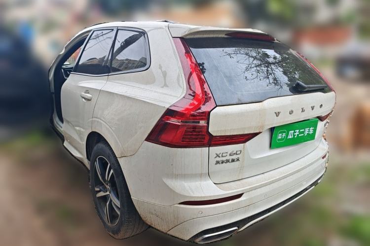 Used Volvo XC60 2020 T5 4x4 Smart & Dynamic Sport Edition Rear Left 45 Deg