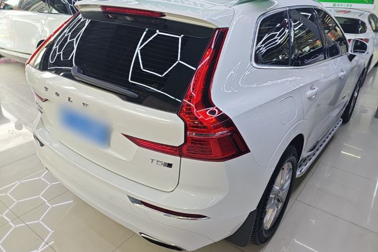 Used Volvo XC60 2020 T5 4x4 Zhiyi Luxury Edition Rear Right 45 Deg