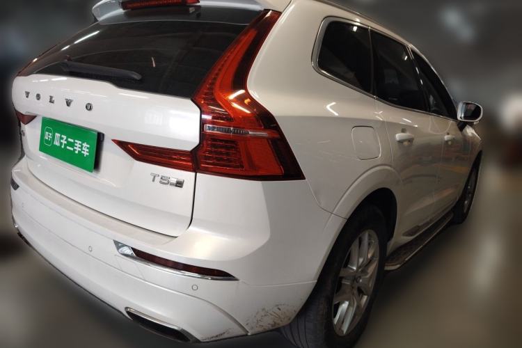 Used Volvo XC60 2020 T5 4x4 Zhiyi Luxury Edition Rear Right 45 Deg