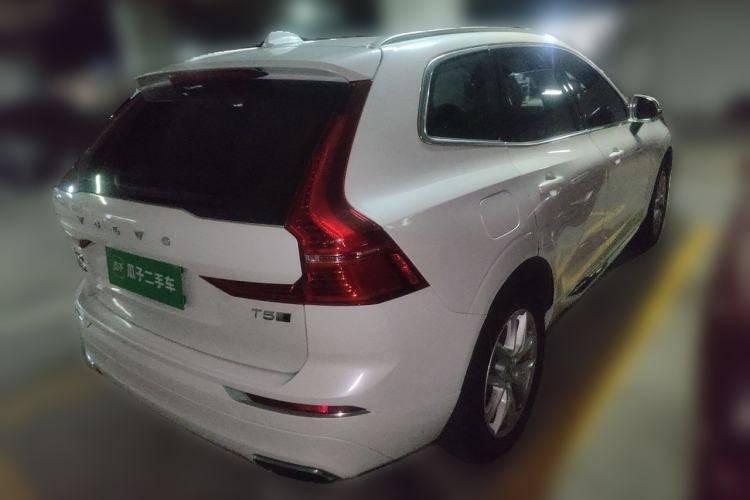 Used Volvo XC60 2020 T5 4x4 Zhiyi Luxury Edition Rear Right 45 Deg