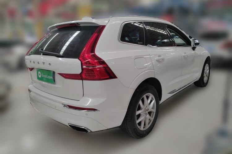 Used Volvo XC60 2020 T5 4x4 Zhiyi Luxury Edition Rear Right 45 Deg