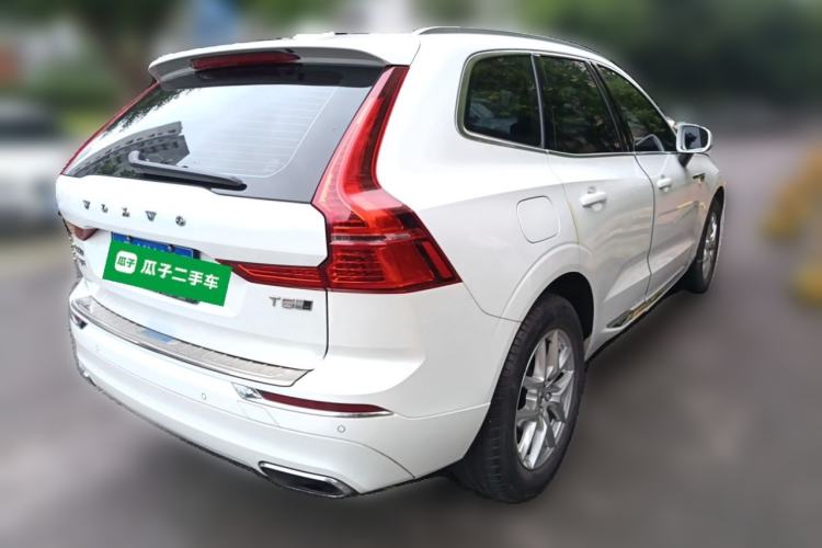 Used Volvo XC60 2020 T5 4x4 Zhiyi Luxury Edition Rear Right 45 Deg