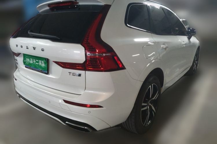 Used Volvo XC60 2020 T5 4x4 Smart & Dynamic Sport Edition Rear Right 45 Deg