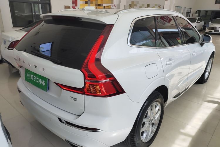 Used Volvo XC60 2020 T5 4x4 Zhiyi Luxury Edition Rear Right 45 Deg