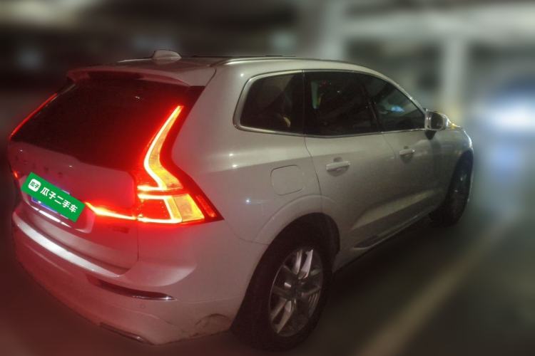 Used Volvo XC60 2020 T5 4x4 Zhiyi Luxury Edition Rear Right 45 Deg