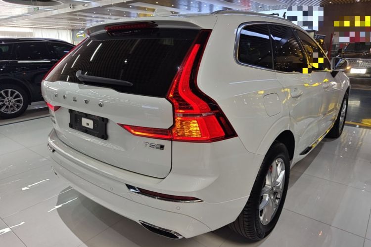 Used Volvo XC60 2020 T5 4x4 Zhiyi Luxury Edition Rear Right 45 Deg