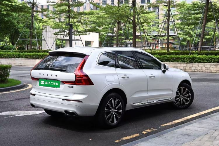 Used Volvo XC60 2020 T5 4x4 Smart Luxury Edition Rear Right 45 Deg