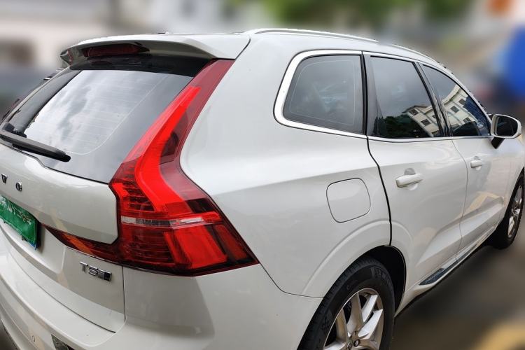 Used Volvo XC60 2020 T5 4x4 Zhiyi Luxury Edition Rear Right 45 Deg