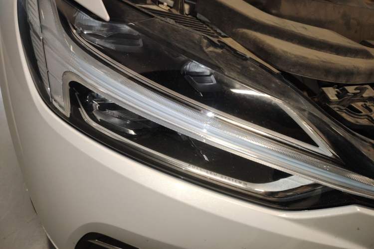 Used Volvo XC60 2020 T5 4x4 Zhiyi Luxury Edition Right Front Headlight