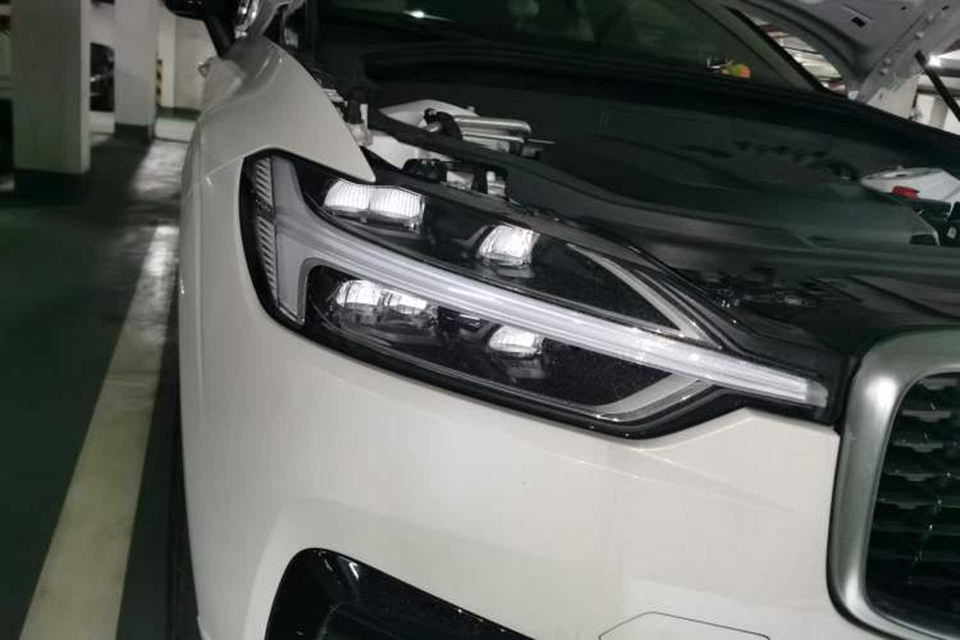 Used Volvo XC60 2020 T5 4x4 Smart & Dynamic Sport Edition Right Front Headlight