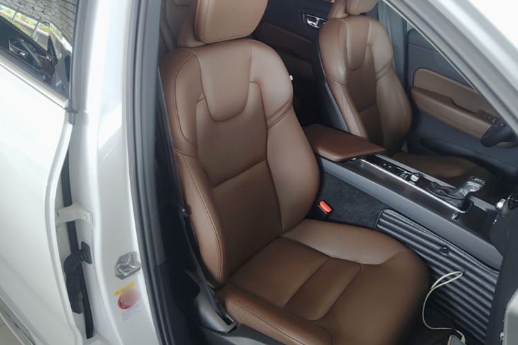 Used Volvo XC60 2020 T5 4x4 Zhiyi Luxury Edition Right Front Seat