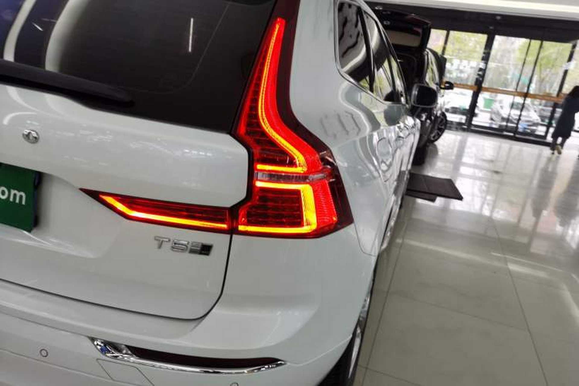 Used Volvo XC60 2020 T5 4x4 Zhiyi Luxury Edition Right Rear Taillight