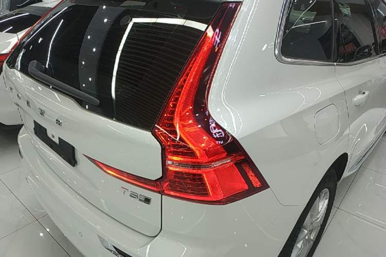 Used Volvo XC60 2020 T5 4x4 Zhiyi Luxury Edition Right Rear Taillight