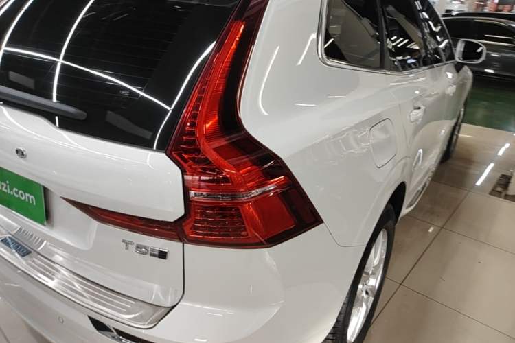 Used Volvo XC60 2020 T5 4x4 Zhiyi Luxury Edition Right Rear Taillight