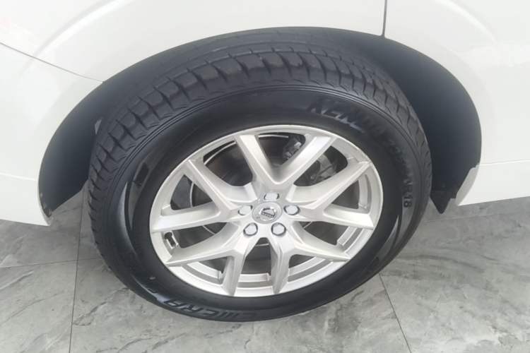 Used Volvo XC60 2020 T5 4x4 Zhiyi Luxury Edition Right Rear Wheel Hub