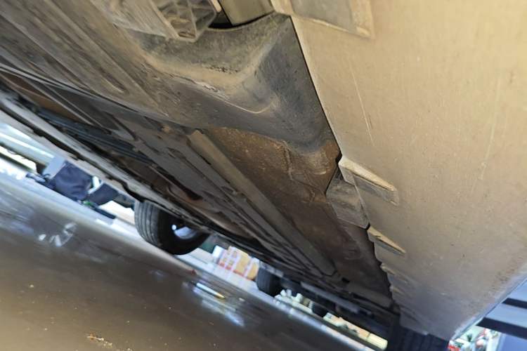 Used Volvo XC60 2020 T5 4x4 Zhiyi Luxury Edition Right Side Sill