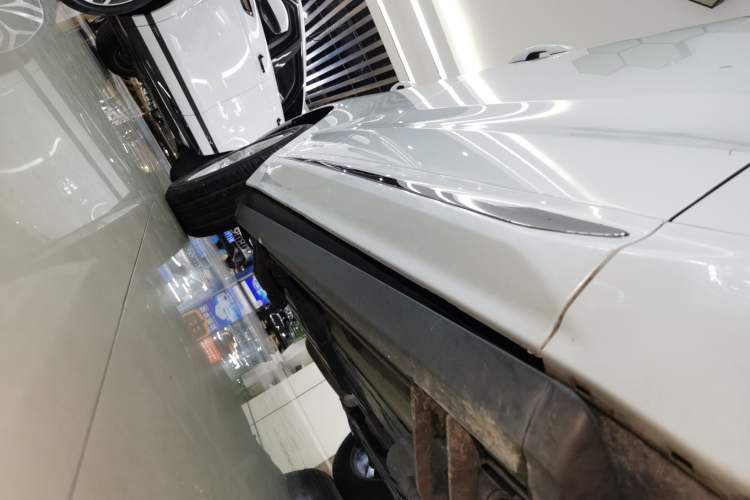 Used Volvo XC60 2020 T5 4x4 Zhiyi Luxury Edition Right Side Sill