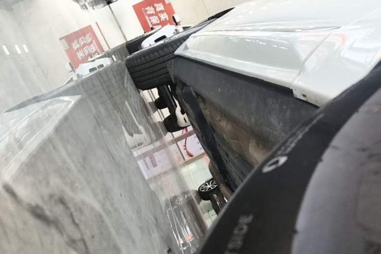 Used Volvo XC60 2020 T5 4x4 Zhiyi Luxury Edition Right Side Sill