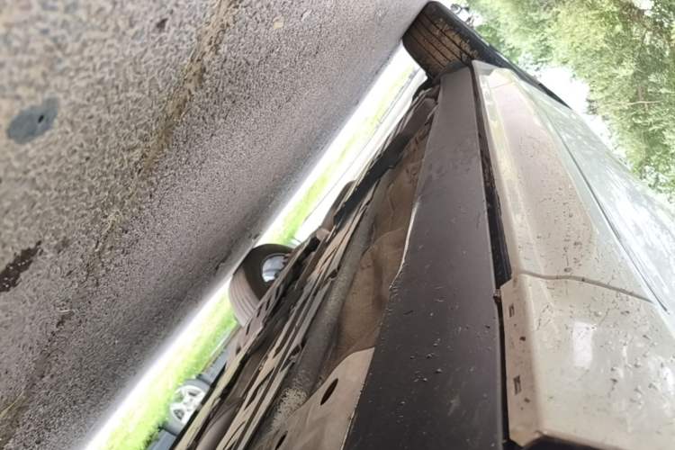 Used Volvo XC60 2020 T5 4x4 Smart Luxury Edition Right Side Sill