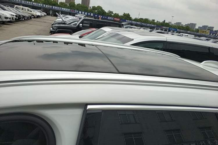 Used Volvo XC60 2020 T5 4x4 Zhiyi Luxury Edition Roof