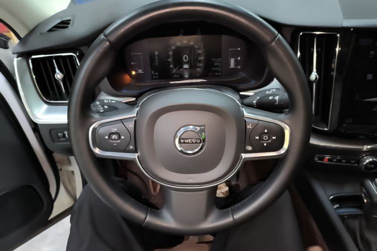 Used Volvo XC60 2020 T5 4x4 Zhiyi Luxury Edition Steering Wheel