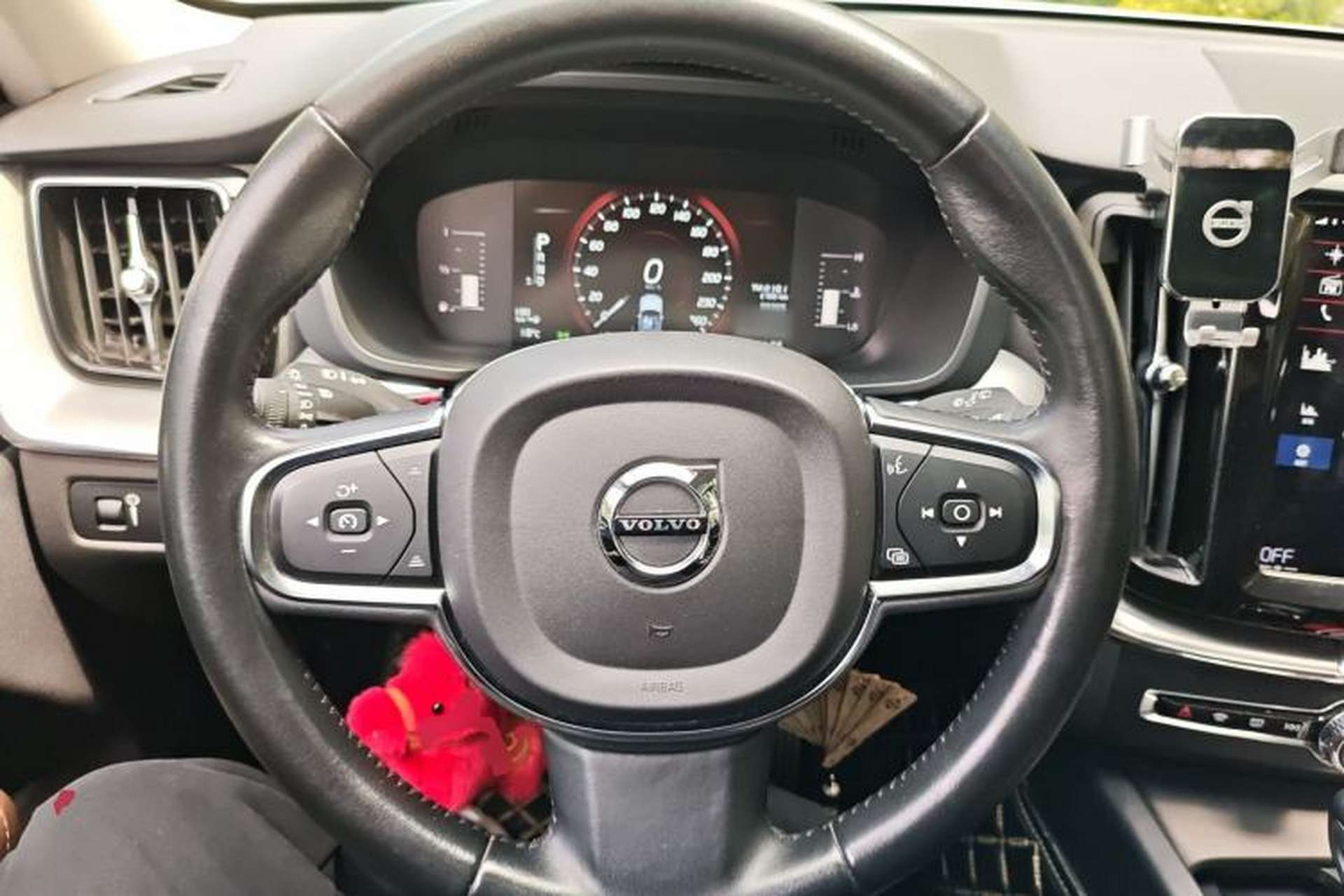 Used Volvo XC60 2020 T5 4x4 Zhiyi Luxury Edition Steering Wheel
