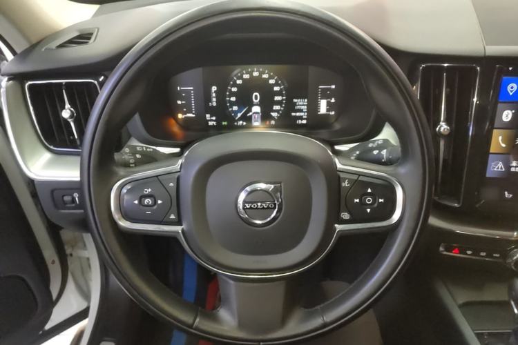 Used Volvo XC60 2020 T5 4x4 Zhiyi Luxury Edition Steering Wheel