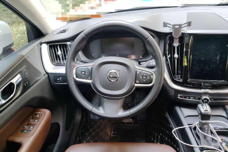 Used Volvo XC60 2020 T5 4x4 Zhiyi Luxury Edition Steering Wheel