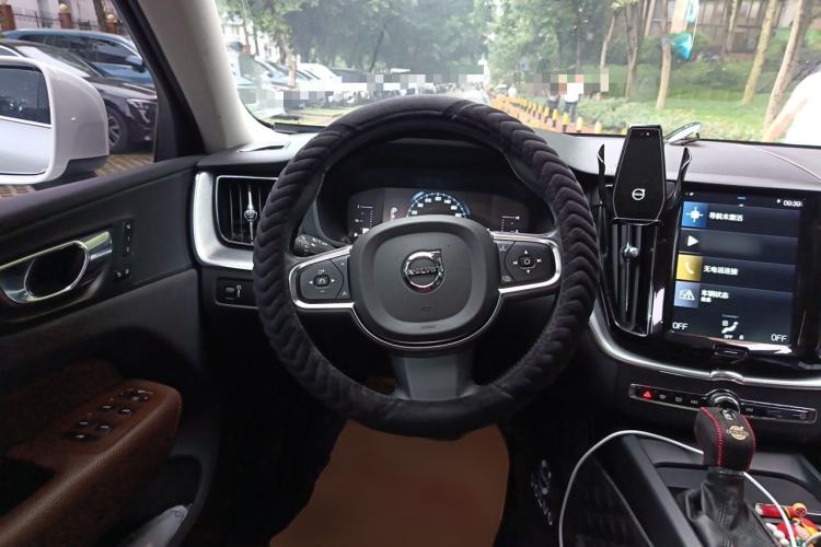 Used Volvo XC60 2020 T5 4x4 Zhiyi Luxury Edition Steering Wheel