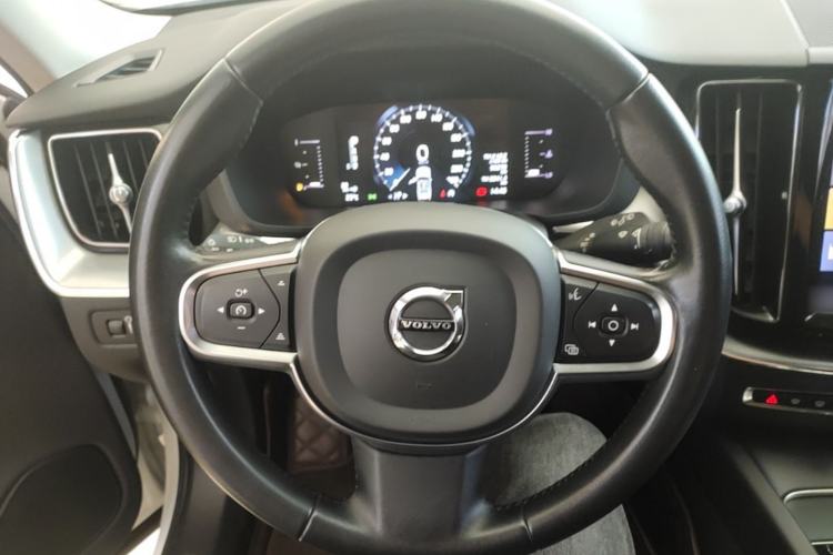 Used Volvo XC60 2020 T5 4x4 Zhiyi Luxury Edition Steering Wheel