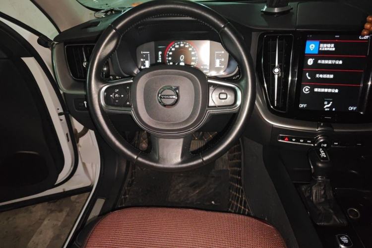Used Volvo XC60 2020 T5 4x4 Zhiyi Luxury Edition Steering Wheel