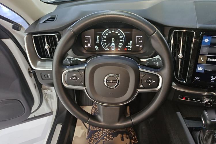 Used Volvo XC60 2020 T5 4x4 Zhiyi Luxury Edition Steering Wheel