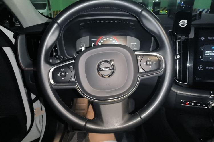 Used Volvo XC60 2020 T5 4x4 Zhiyi Luxury Edition Steering Wheel