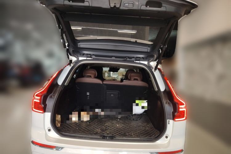 Used Volvo XC60 2020 T5 4x4 Zhiyi Luxury Edition Trunk