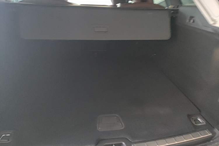 Used Volvo XC60 2020 T5 4x4 Smart Luxury Edition Trunk