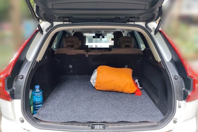 Used Volvo XC60 2020 T5 4x4 Zhiyi Luxury Edition Trunk