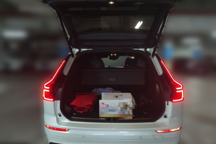 Used Volvo XC60 2020 T5 4x4 Smart & Dynamic Sport Edition Trunk
