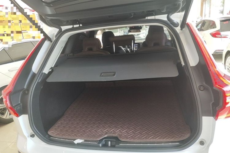 Used Volvo XC60 2020 T5 4x4 Zhiyi Luxury Edition Trunk