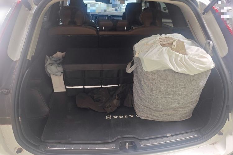 Used Volvo XC60 2020 T5 4x4 Zhiyi Luxury Edition Trunk