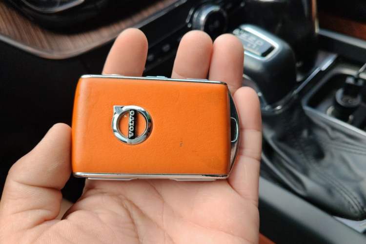 Used Volvo XC60 2020 T5 4x4 Smart Luxury Edition Vehicle Key