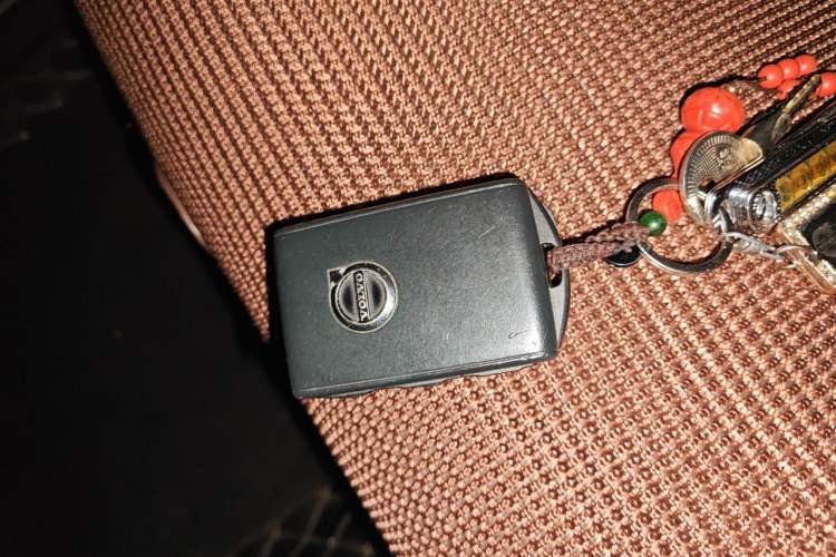 Used Volvo XC60 2020 T5 4x4 Zhiyi Luxury Edition Vehicle Key