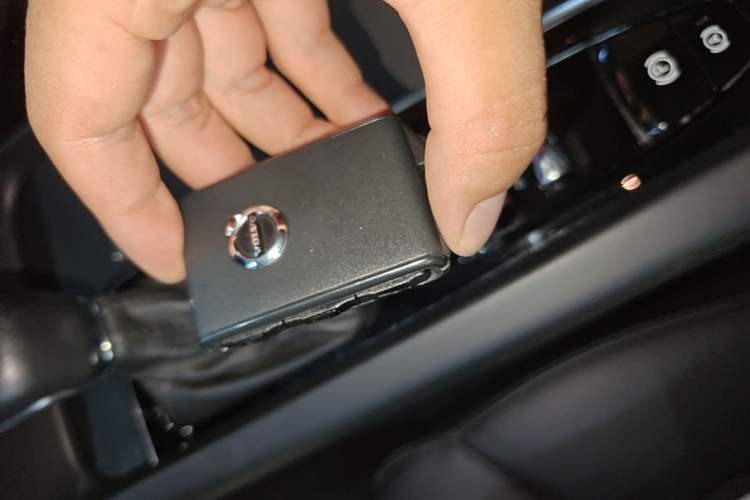 Used Volvo XC60 2020 T5 4x4 Zhiyi Luxury Edition Vehicle Key