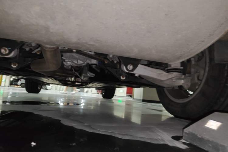 Used Volvo XC60 2020 T5 4x4 Zhiyi Luxury Edition Chassis Rear