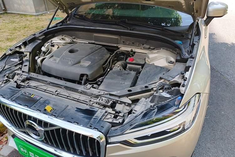 Used Volvo XC60 2020 T5 4x4 Zhiyi Luxury Edition Engine Bay Left