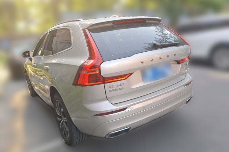 Used Volvo XC60 2020 T5 4x4 Smart Luxury Edition Rear Left 45 Deg
